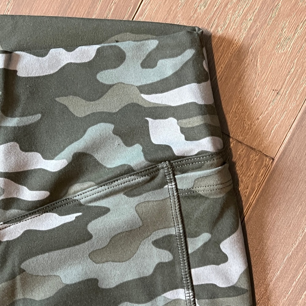 Camo leggings - BS Pink Ultimate legging.
